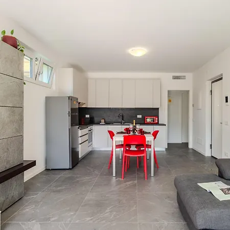 Apartament Sunny House By Interhome Gravedona